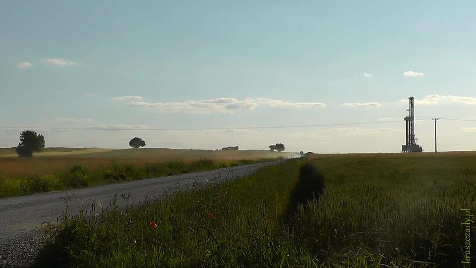 Wiertnia gazu łupkowego we wsi kol. Dobryniów, powiat krasnostawski, woj. lubelskie